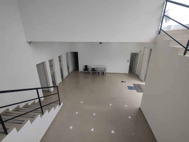 Loja com 983m², para alugar, no bairro Alves Dias em São Bernardo do Campo