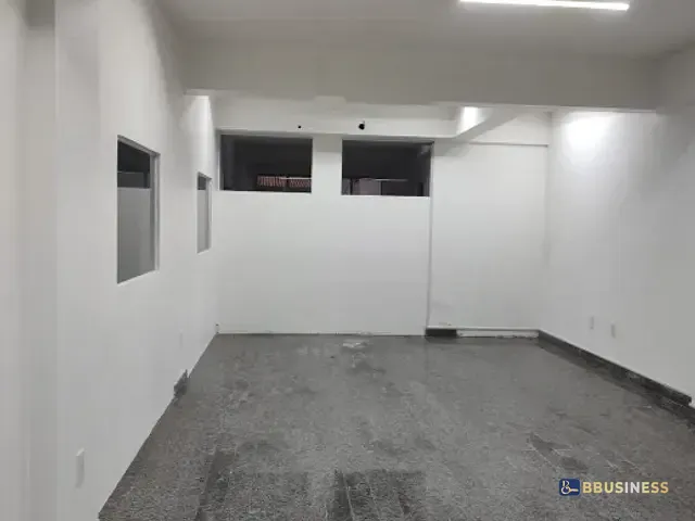 Loja para alugar, no bairro Centro em Campos dos Goytacazes