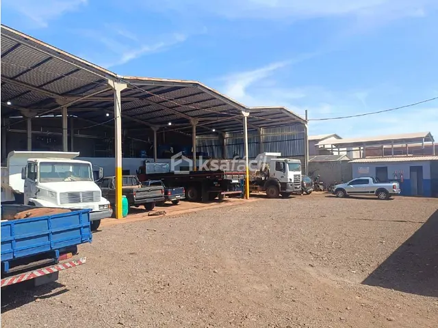 Loja com 1221m², à venda, no bairro Vival dos Ipês em Dourados
