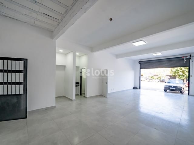 Loja com 80m², para alugar, no bairro Portais (Polvilho) em Cajamar