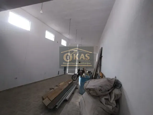 Loja com 100m², para alugar, no bairro Jardim Graziela em Suzano