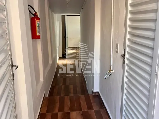 Loja com 18m², para alugar, no bairro Centro em Bauru