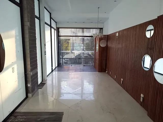 Loja para alugar, no bairro Pinheiros em São Paulo