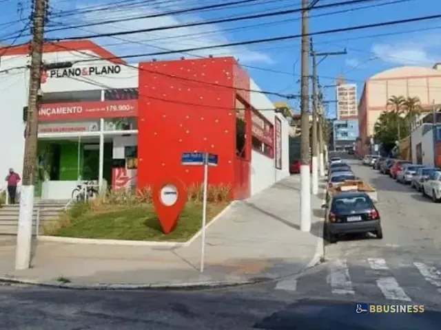 Loja à venda ou para alugar, no bairro Vila Monumento em São Paulo