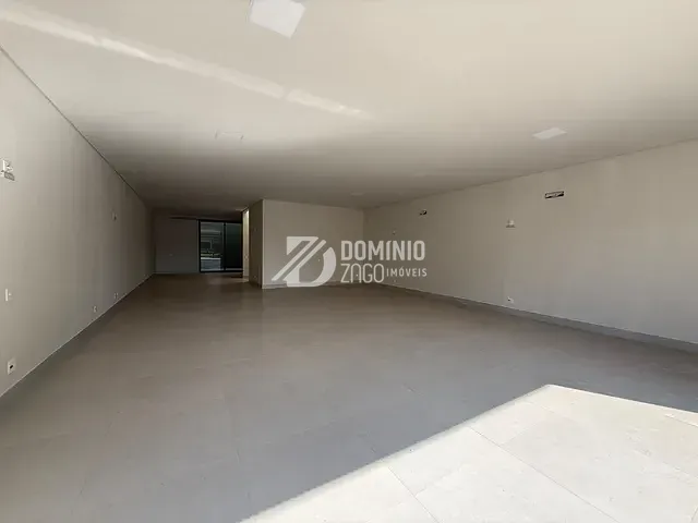 Loja para alugar, no bairro Mercês em Uberaba