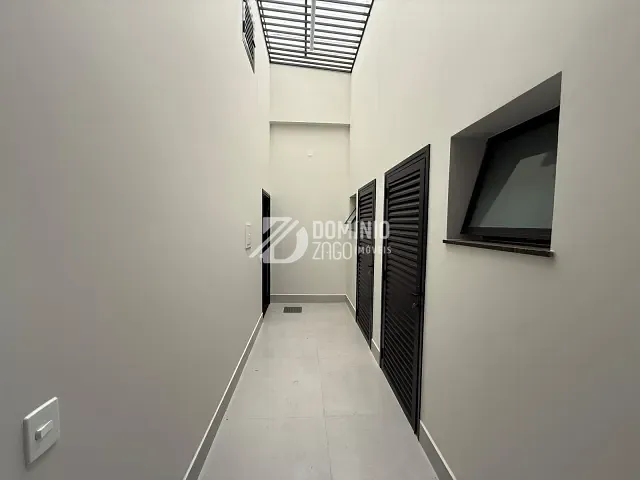 Loja para alugar, no bairro Mercês em Uberaba