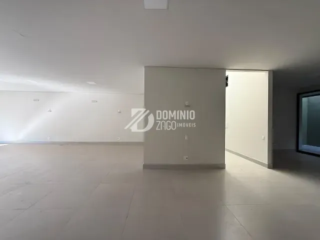 Loja para alugar, no bairro Mercês em Uberaba