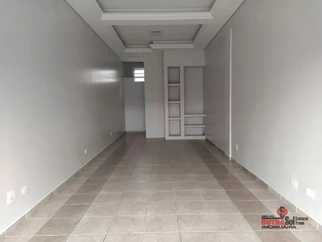 Loja para alugar, no bairro Capão Raso em Curitiba
