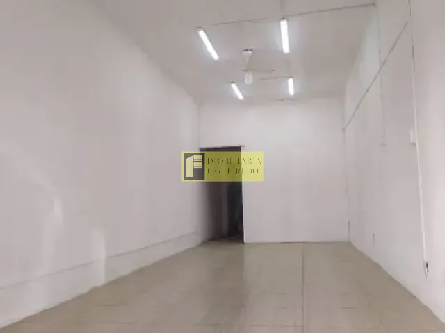 Loja com 25m², para alugar, no bairro Centro em São José do Rio Preto