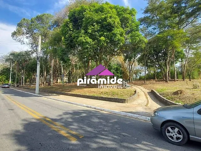 Loja com 183m², à venda, no bairro Eugênio de Mello em São José dos Campos