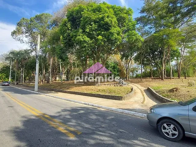 Loja com 183m², à venda, no bairro Eugênio de Mello em São José dos Campos