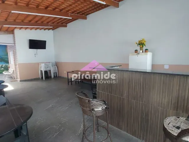 Loja com 183m², à venda, no bairro Eugênio de Mello em São José dos Campos