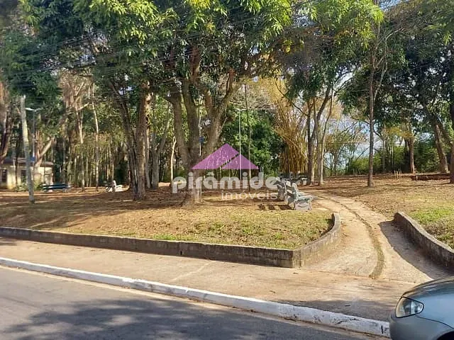 Loja com 183m², à venda, no bairro Eugênio de Mello em São José dos Campos