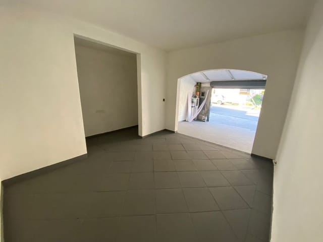Loja com 60m², para alugar, no bairro Jardim do Engenho em Cotia
