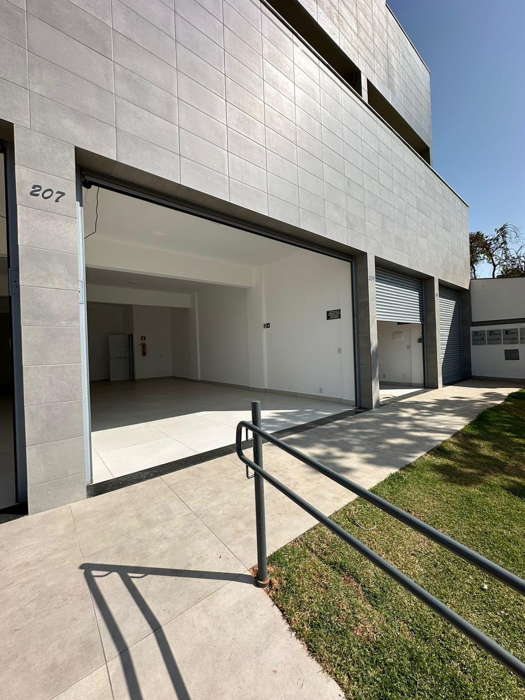 Loja-Salão, 102 m² - Foto 1