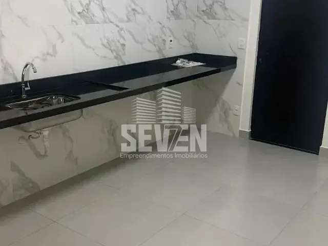 Loja com 250m², para alugar, no bairro Vila Cidade Universitária em Bauru