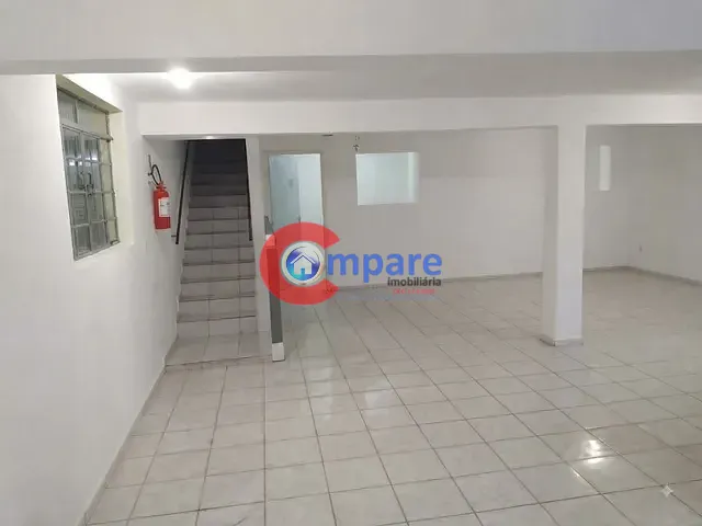 Loja com 128m², para alugar, no bairro Vila Augusta em Guarulhos