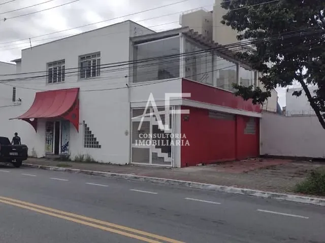 Loja com 395m², à venda ou para alugar, no bairro Centro em Taubaté