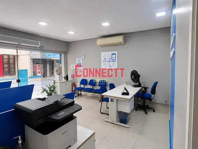 Loja com 120m², para alugar, no bairro Centro em Ribeirão Preto