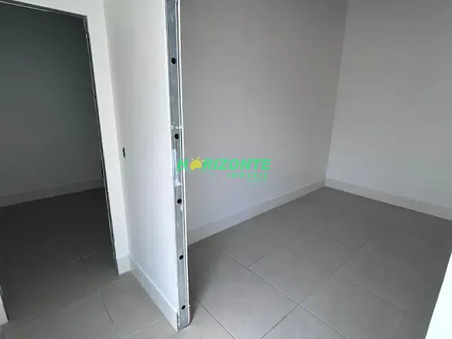 Loja com 246m², à venda ou para alugar, no bairro Urbanova em São José dos Campos