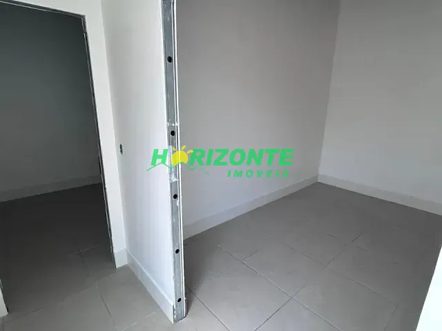 Loja com 246m², à venda ou para alugar, no bairro Urbanova em São José dos Campos