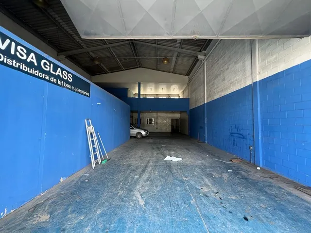 Loja com 360m², para alugar, no bairro Portais (Polvilho) em Cajamar