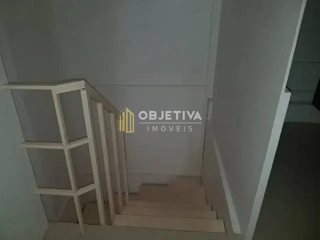 Loja com 154m², à venda, no bairro Menino Deus em Porto Alegre