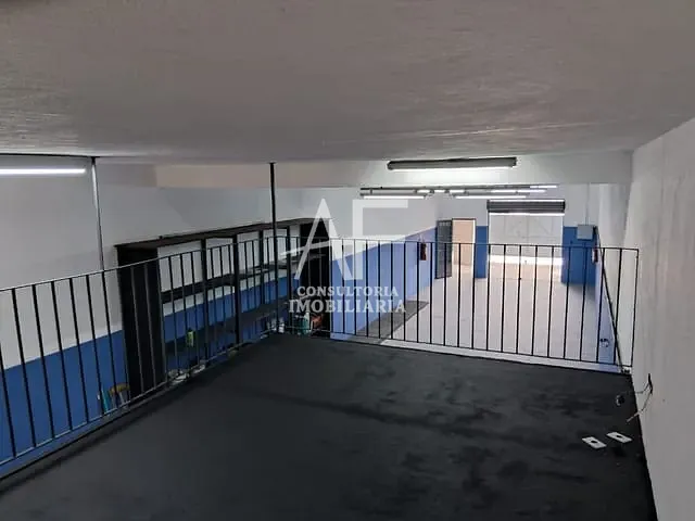 Loja com 120m², para alugar, no bairro Centro em Taubaté