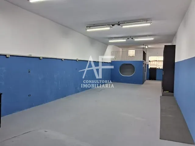 Loja com 120m², para alugar, no bairro Centro em Taubaté