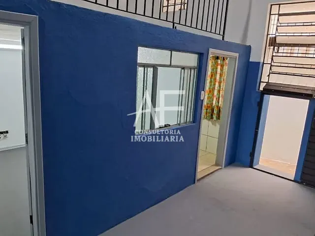 Loja com 120m², para alugar, no bairro Centro em Taubaté