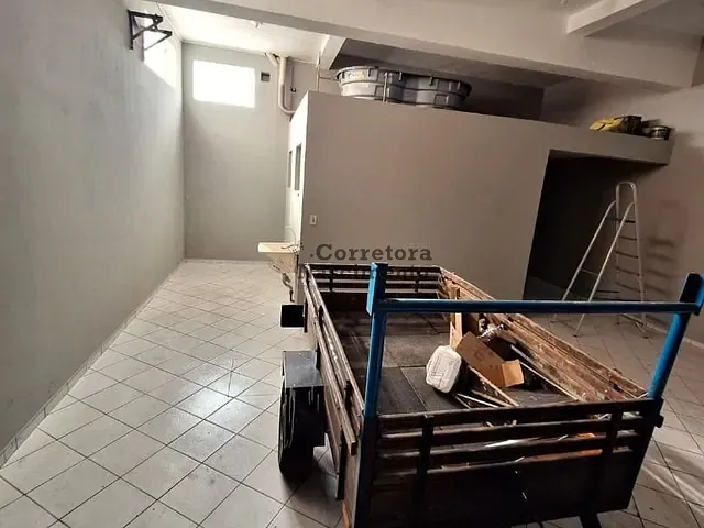 Loja com 125m², à venda ou para alugar, no bairro São João em Jacareí