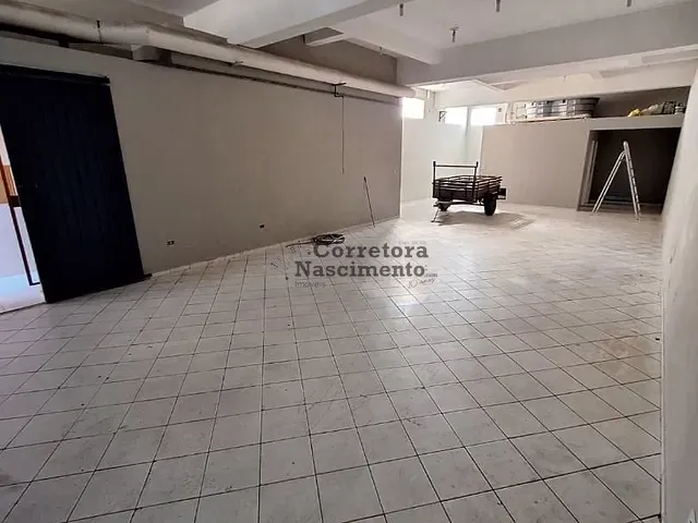 Loja com 125m², à venda ou para alugar, no bairro São João em Jacareí
