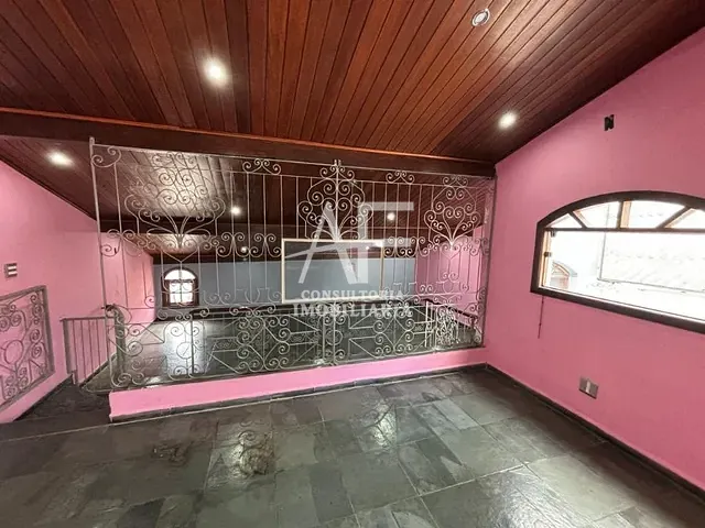 Loja com 308m², para alugar, no bairro Jardim das Nações em Taubaté