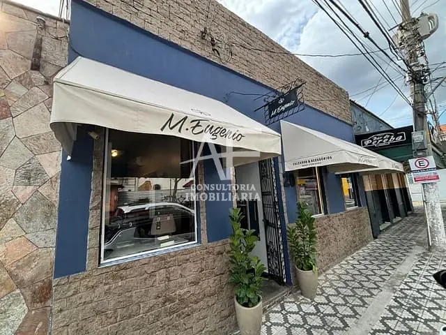 Loja com 308m², para alugar, no bairro Jardim das Nações em Taubaté