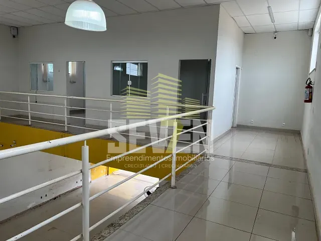 Loja com 890m², à venda ou para alugar, no bairro Jardim Chapadão em Bauru