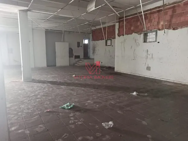 Loja com 750m², para alugar, no bairro Consolação em Vitória