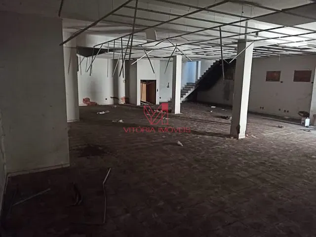Loja com 750m², para alugar, no bairro Consolação em Vitória