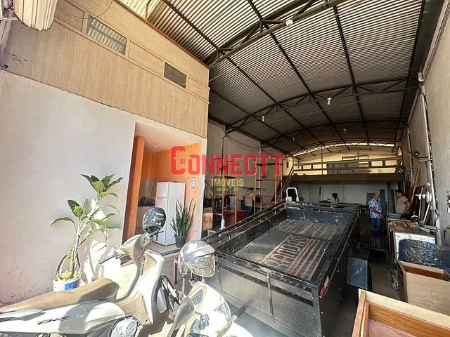 Loja com 160m², à venda, no bairro Parque das Oliveiras em Ribeirão Preto