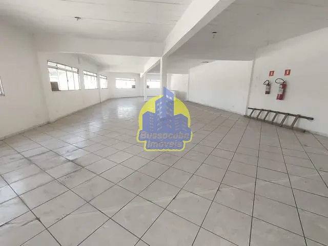 Loja com 230m², para alugar, no bairro Jaguaribe em Osasco