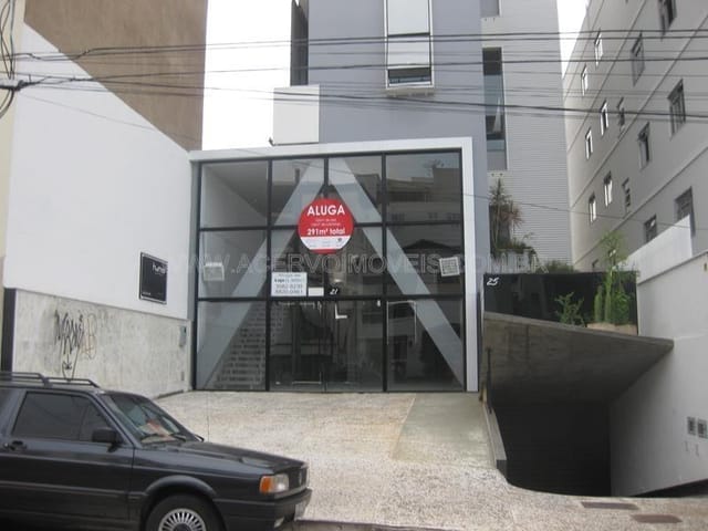 Loja à venda, no bairro São Mateus em Juiz de Fora