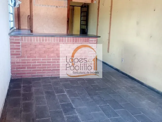 Loja com 440m², para alugar, no bairro Vila Operária em Bom Jesus dos Perdões