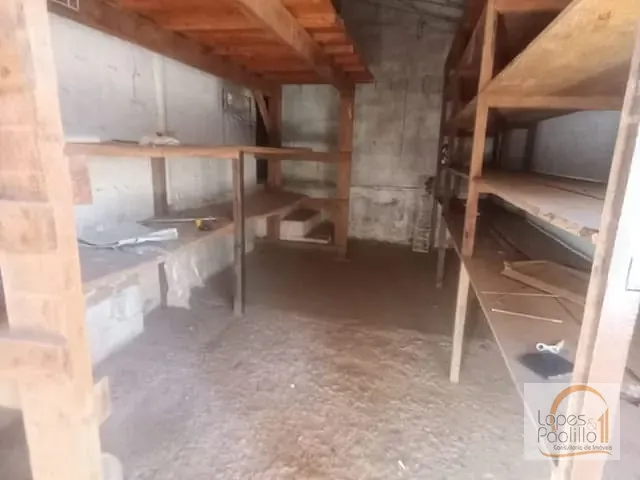 Loja com 440m², para alugar, no bairro Vila Operária em Bom Jesus dos Perdões