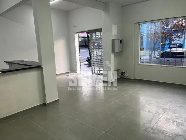 Loja com 100m², para alugar, no bairro Centro em Bauru