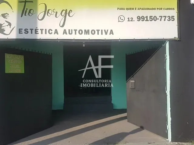 Loja com 310m², para alugar, no bairro Parque Santo Antônio em Taubaté
