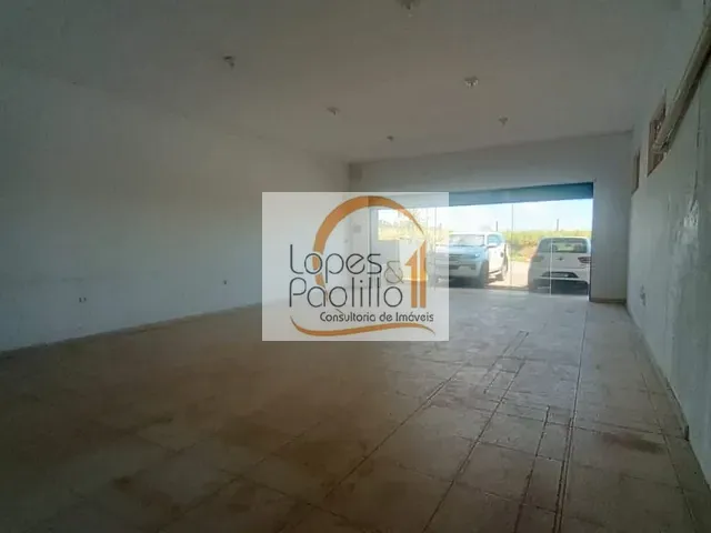 Loja com 120m², para alugar, no bairro Chácaras Maringá em Atibaia