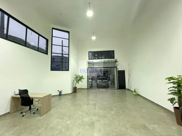 Loja com 216m², à venda ou para alugar, no bairro Nova Petrópolis em São Bernardo do Campo