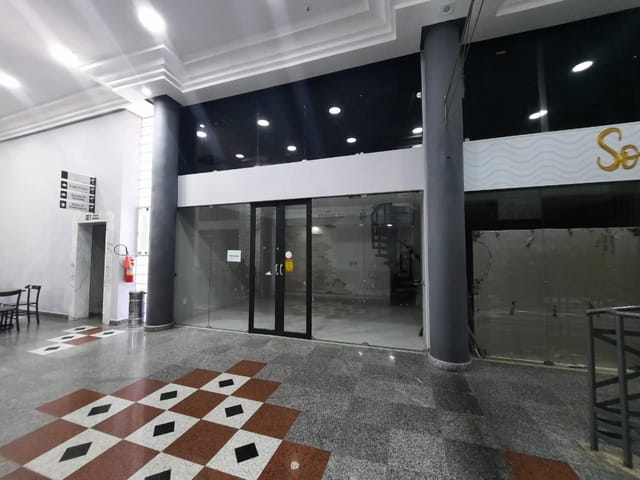 Loja à venda, no bairro Centro em Macaé