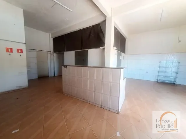 Loja com 80m², para alugar, no bairro Vila Dom Pedro em Atibaia