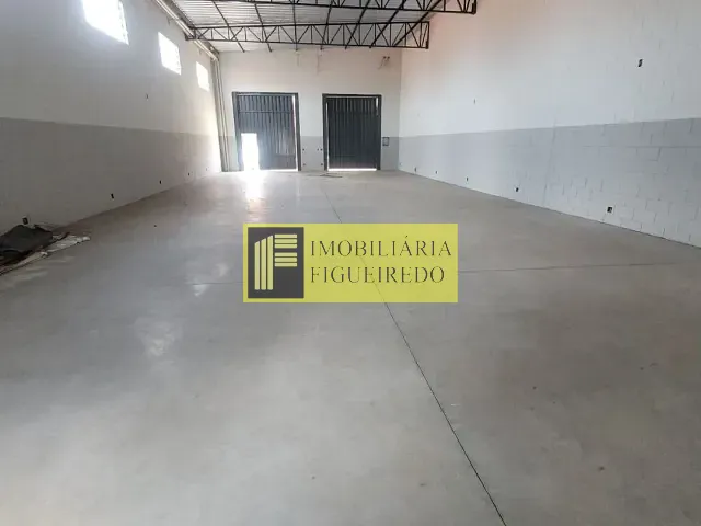 Loja com 230m², para alugar, no bairro Eldorado em São José do Rio Preto