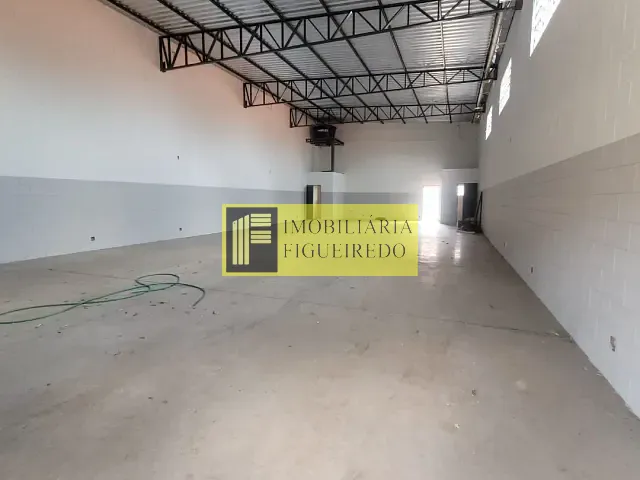 Loja com 230m², para alugar, no bairro Eldorado em São José do Rio Preto